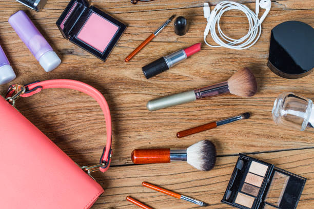 Tender Workshop | 6 On-the-Go Makeup Essentials
