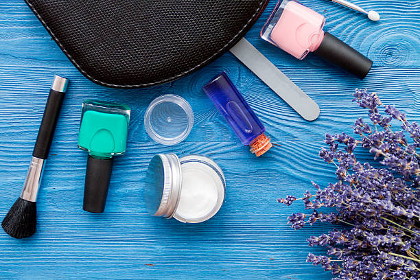 Essential portable makeup items for on-the-go beauty